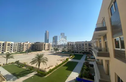 Apartment - 2 Bedrooms - 3 Bathrooms for sale in Dara - Fox Hills - Lusail