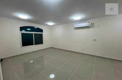 Villa - 4 Bedrooms - 6 Bathrooms for rent in Airport Road - Airport Area - Doha