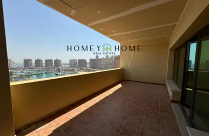 Apartment - 2 Bedrooms - 3 Bathrooms for rent in Porto Arabia - The Pearl Island - Doha