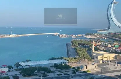 Apartment - 2 Bedrooms - 3 Bathrooms for sale in Marina Tower 07 - Marina District - Lusail