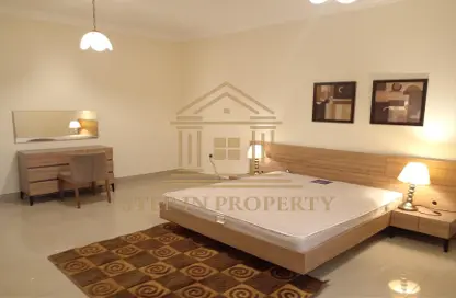 Villa - 3 Bedrooms - 5 Bathrooms for rent in Old Airport Road - Old Airport Road - Doha