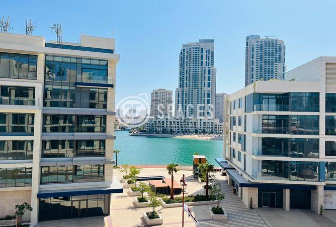 Apartment - 1 Bedroom - 2 Bathrooms for sale in Gewan Island - The Pearl Island - Doha