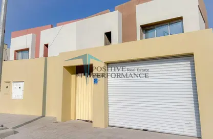 Villa - 4 Bedrooms - 4 Bathrooms for rent in Al Ain Gardens - Ain Khaled - Ain Khaled - Doha