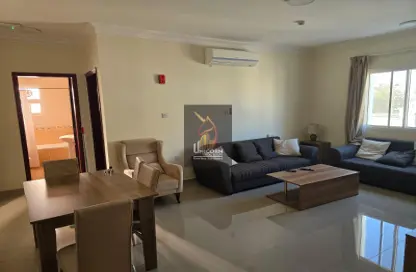 Apartment - 2 Bedrooms - 2 Bathrooms for rent in Bin Omran - Fereej Bin Omran - Doha