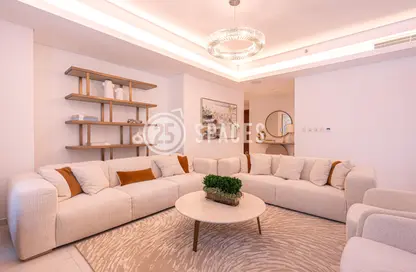 Apartment - 2 Bedrooms - 4 Bathrooms for sale in Gewan Island - The Pearl Island - Doha