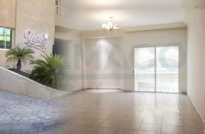 Apartment - 2 Bedrooms - 2 Bathrooms for rent in Al Sadd - Al Sadd - Doha