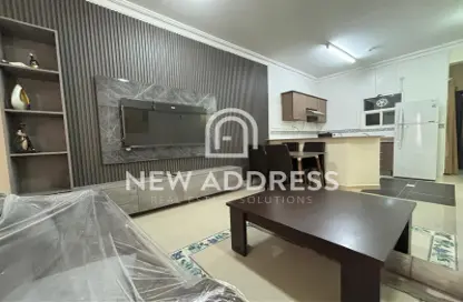 Apartment - 2 Bedrooms - 1 Bathroom for rent in Fereej Abdul Aziz - Doha