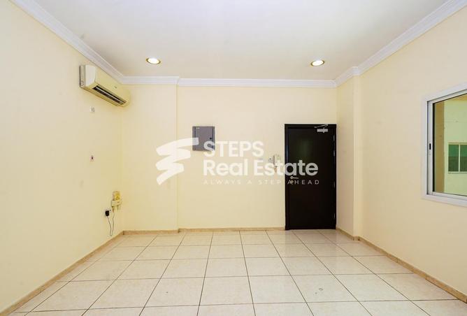 Apartment - 2 Bedrooms - 2 Bathrooms for rent in Al Wakra - Al Wakra - Al Wakrah - Al Wakra