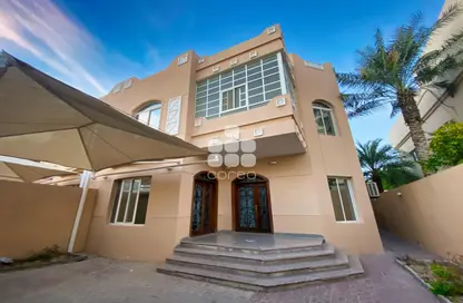 Villa - 6 Bedrooms - 6 Bathrooms for rent in Tadmur Street - Old Airport Road - Doha