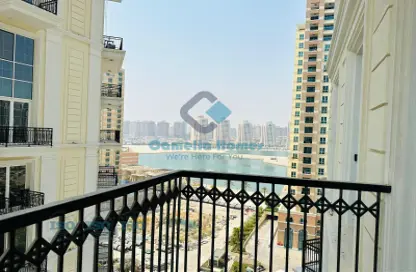 Apartment - 2 Bedrooms - 4 Bathrooms for rent in Floresta Gardens - Floresta Gardens - The Pearl Island - Doha