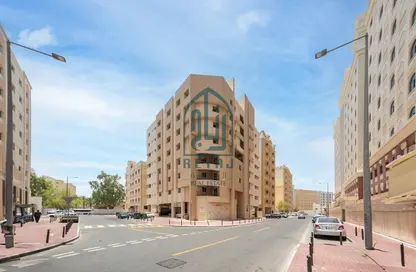 Apartment - 3 Bedrooms - 2 Bathrooms for rent in Al Sadd Road - Al Sadd - Doha