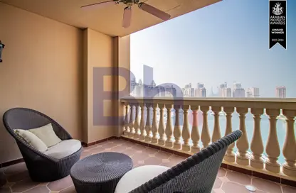 Apartment - 2 Bedrooms - 3 Bathrooms for rent in Tower 31 - Porto Arabia - The Pearl Island - Doha