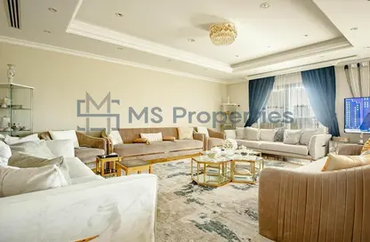 Apartment - 2 Bedrooms - 3 Bathrooms for sale in East Porto Drive - Porto Arabia - The Pearl Island - Doha