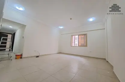 Apartment - 2 Bedrooms - 2 Bathrooms for rent in Tameer Residence East - Al Rayyan Road - Al Sadd - Doha