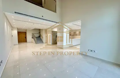 Duplex - 2 Bedrooms - 3 Bathrooms for rent in Viva West - Viva Bahriyah - The Pearl Island - Doha