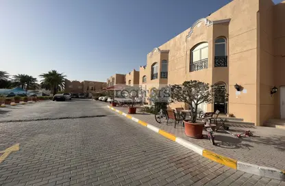 Compound - 3 Bedrooms - 3 Bathrooms for rent in Bu Hamour Street - Abu Hamour - Doha