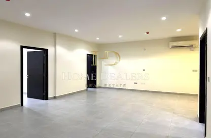 Apartment - 2 Bedrooms - 2 Bathrooms for rent in Fereej Bin Mahmoud North - Fereej Bin Mahmoud - Doha