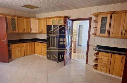 Villa - 5 Bedrooms - 6 Bathrooms for rent in Wadi Al Markh - Muraikh - AlMuraikh - Doha