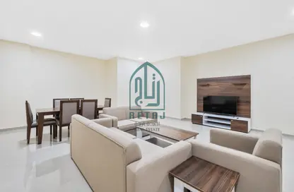 Apartment - 2 Bedrooms - 2 Bathrooms for rent in Old Al Ghanim - Al Ghanim - Doha