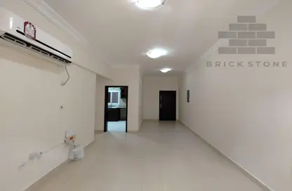 Apartment - 2 Bedrooms - 2 Bathrooms for rent in Fereej Bin Mahmoud North - Fereej Bin Mahmoud - Doha