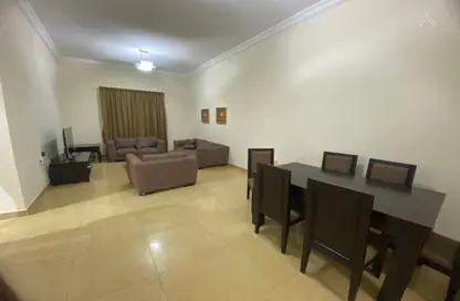 Apartment - 2 Bedrooms - 2 Bathrooms for rent in Al Nasr Street - Al Nasr - Doha