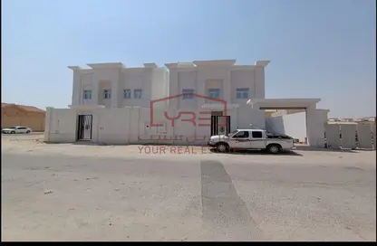 Villa - 7 Bedrooms for sale in Umm Abirieh - Al Shamal