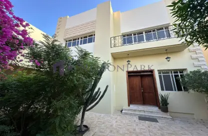 Villa - 4 Bedrooms - 4 Bathrooms for rent in Street 871 - Al Duhail South - Al Duhail - Doha