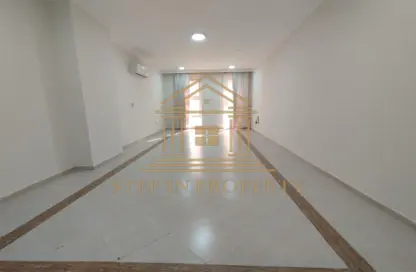 Apartment - 4 Bedrooms - 5 Bathrooms for rent in Anas Street - Fereej Bin Mahmoud North - Fereej Bin Mahmoud - Doha