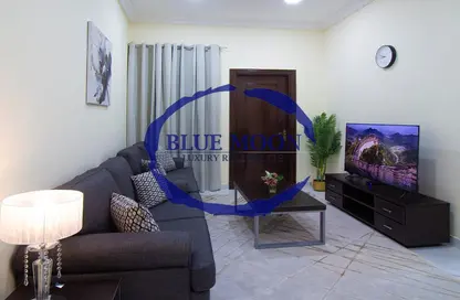 Apartment - 2 Bedrooms - 2 Bathrooms for rent in Al Sadd - Al Sadd - Doha