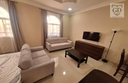 Apartment - 1 Bathroom for rent in Mamoura 18 - Al Maamoura - Doha