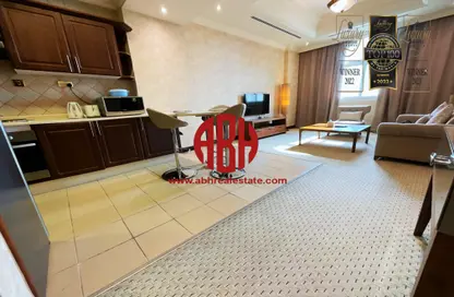 Hotel Apartments - 1 Bedroom - 2 Bathrooms for rent in Barwa Tower - C-Ring Road - Al Sadd - Doha