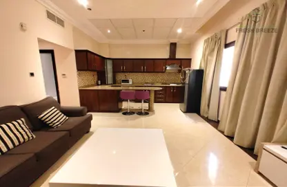 Apartment - 1 Bedroom - 2 Bathrooms for rent in Umm Ghwailina Comm - Umm Ghuwalina - Umm Ghuwailina - Doha