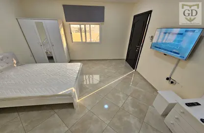 Apartment - 1 Bathroom for rent in Al Maamoura - Doha