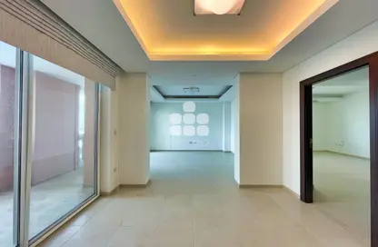 Apartment - 1 Bedroom - 2 Bathrooms for rent in Tower 22 - Viva Bahriyah - The Pearl Island - Doha