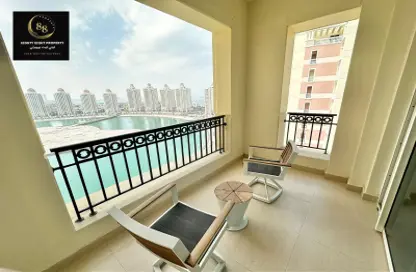 Apartment - 2 Bedrooms - 3 Bathrooms for rent in Viva West - Viva Bahriyah - The Pearl Island - Doha