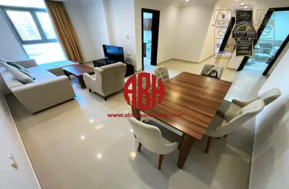 Apartment - 2 Bedrooms - 2 Bathrooms for rent in Al Salam Tower - Corniche Road - Corniche Road - Doha