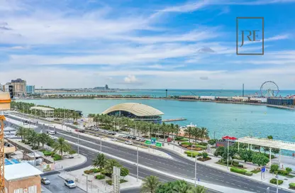 Apartment - 1 Bedroom - 2 Bathrooms for sale in Marina District - Lusail