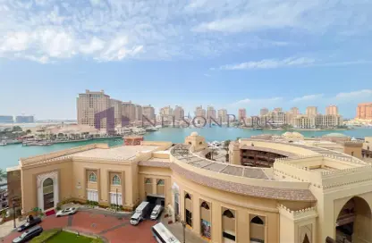 Apartment - 1 Bedroom - 2 Bathrooms for rent in Tower 31 - Porto Arabia - The Pearl Island - Doha