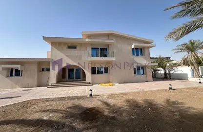 Villa - 6 Bedrooms - 7 Bathrooms for rent in West Bay Villas - West Bay - West Bay - Doha