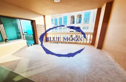 Apartment - 1 Bedroom - 2 Bathrooms for rent in Tower 18 - Porto Arabia - The Pearl Island - Doha