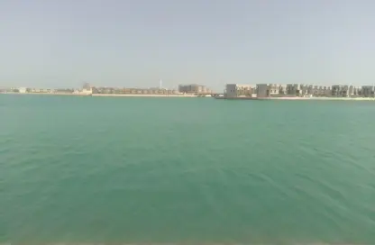 Apartment - 2 Bedrooms - 3 Bathrooms for sale in Lusail City - Lusail