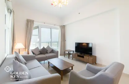 Apartment - 3 Bedrooms - 4 Bathrooms for rent in Marina Residences 195 - Marina District - Lusail