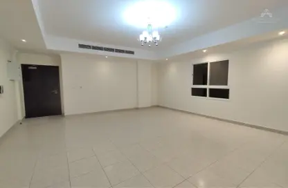 Apartment - 2 Bedrooms - 2 Bathrooms for rent in Al Muntazah - Doha