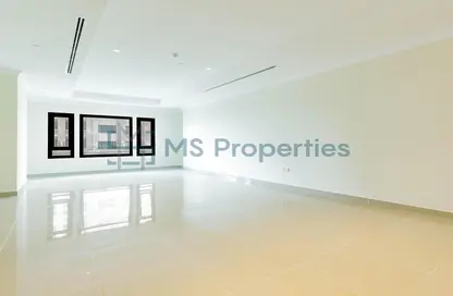 Apartment - 1 Bedroom - 2 Bathrooms for sale in East Porto Drive - Porto Arabia - The Pearl Island - Doha