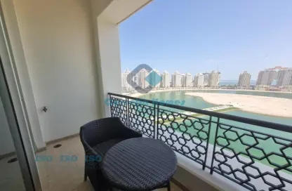 Apartment - 2 Bedrooms - 3 Bathrooms for rent in Viva West - Viva Bahriyah - The Pearl Island - Doha