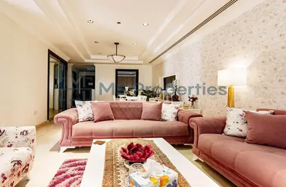 Apartment - 2 Bedrooms - 3 Bathrooms for sale in West Porto Drive - Porto Arabia - The Pearl Island - Doha