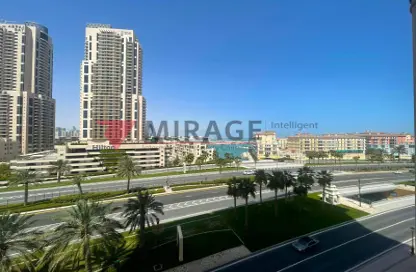 Apartment - 1 Bedroom - 2 Bathrooms for sale in Tower 10 - Porto Arabia - The Pearl Island - Doha