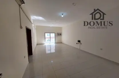 Apartment - 3 Bedrooms - 2 Bathrooms for rent in Anas Street - Fereej Bin Mahmoud North - Fereej Bin Mahmoud - Doha