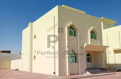 Villa - 4 Bedrooms - 3 Bathrooms for rent in Al Shafi Compound - Al Rayyan - Doha