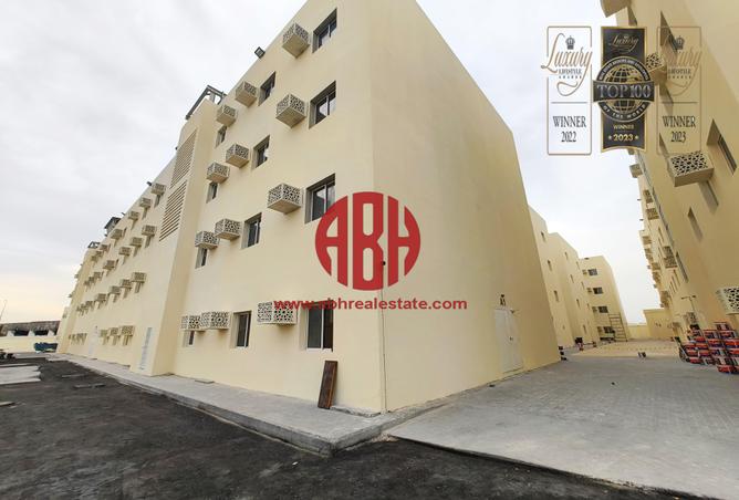 Labor Camp - Studio - 7+ Bathrooms for rent in Industrial Area 3 - Industrial Area - Industrial Area - Doha